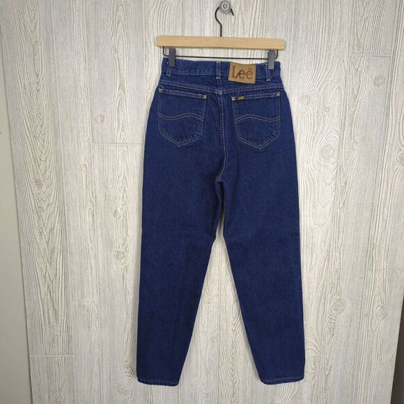 Vintage Lee Juniors Size 9 Dark Wash Straight Leg Blue Jeans - Picture 2 of 8